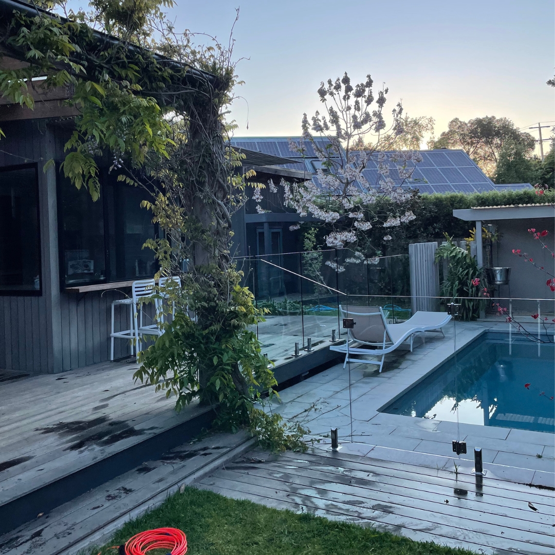 COMMERCIAL WINDOW CLEANING example 2